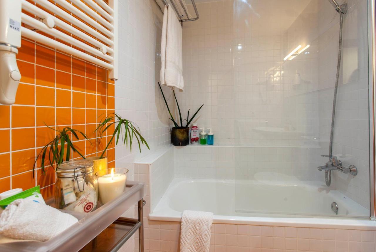 ולנסיה Luxurious & Alluring Home In Historic Town מראה חיצוני תמונה