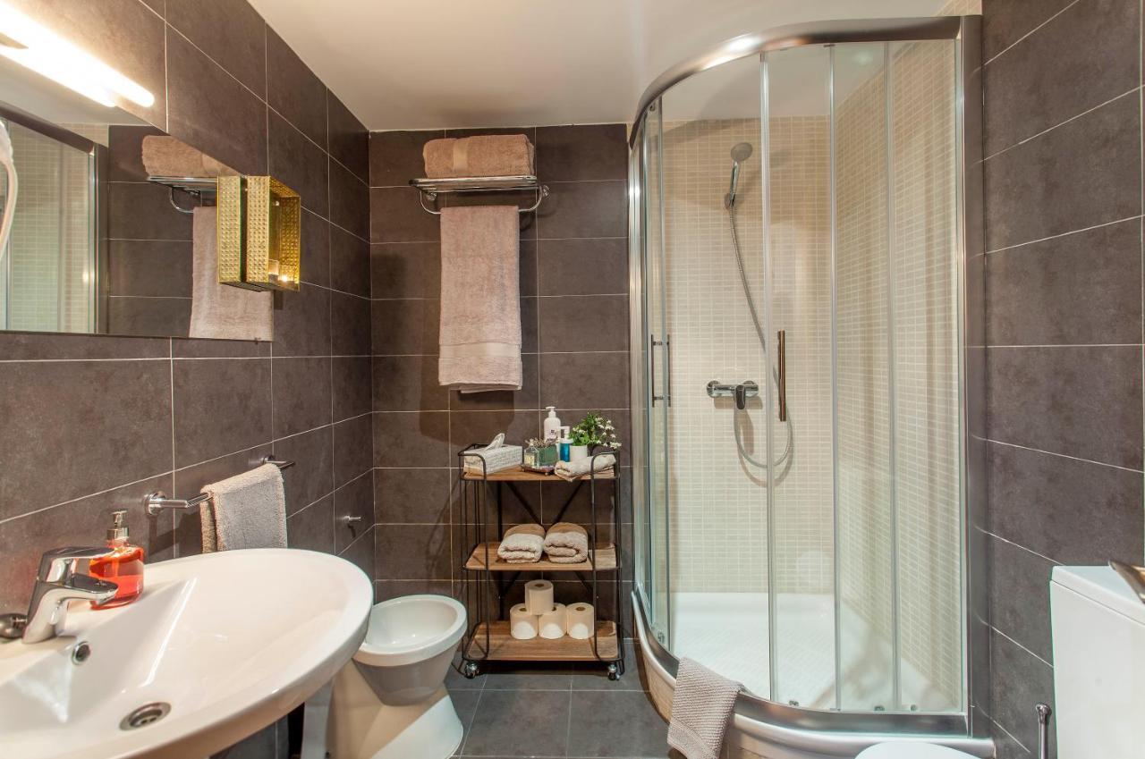ולנסיה Luxurious & Alluring Home In Historic Town מראה חיצוני תמונה