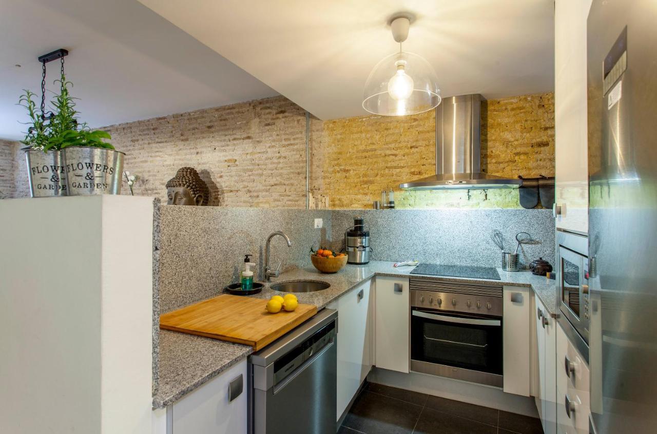 ולנסיה Luxurious & Alluring Home In Historic Town מראה חיצוני תמונה